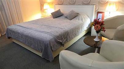 هتل ارم تهران  هتل ارم تهران